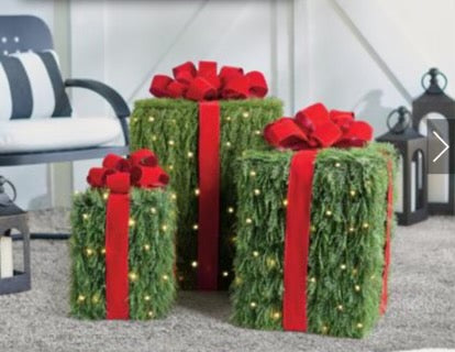 Indoor/outdoor lighted pine gift boxes